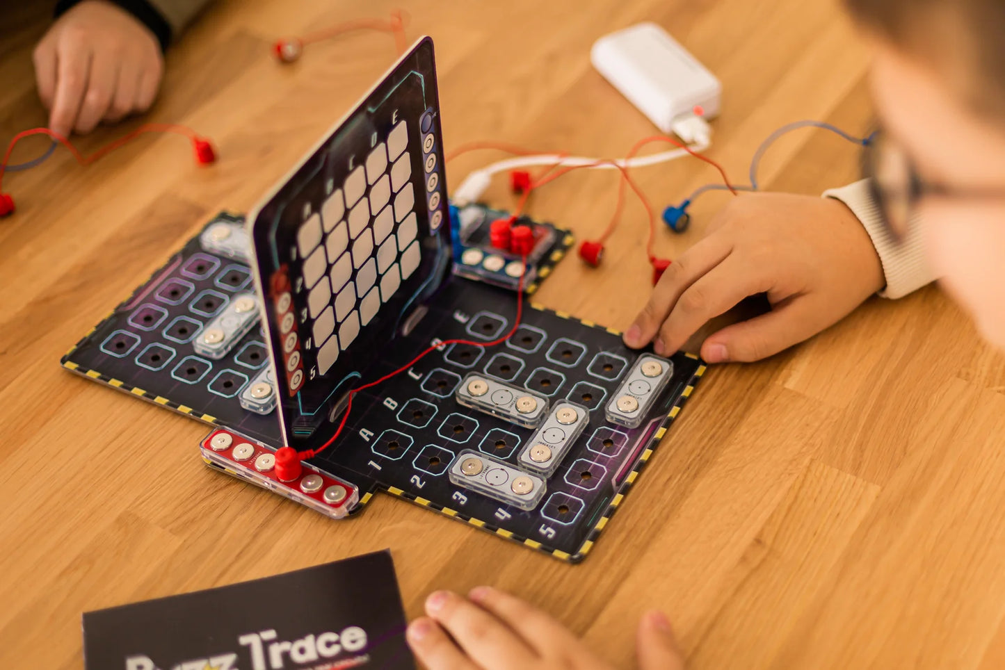 Buzz Trace